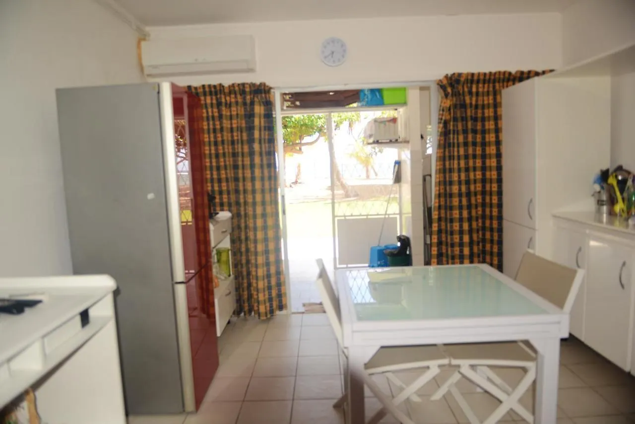 アパート Charmant Studio Avec Vue Sur Mer Au Moule 20 M² + Terrasse ル・ムル